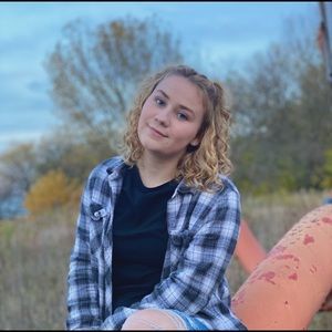 Meet your Posher, Mavery